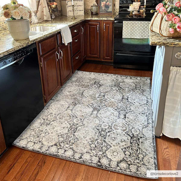 Hauteloom Minoa MINOA Black Machine Made Polypropylene Rug