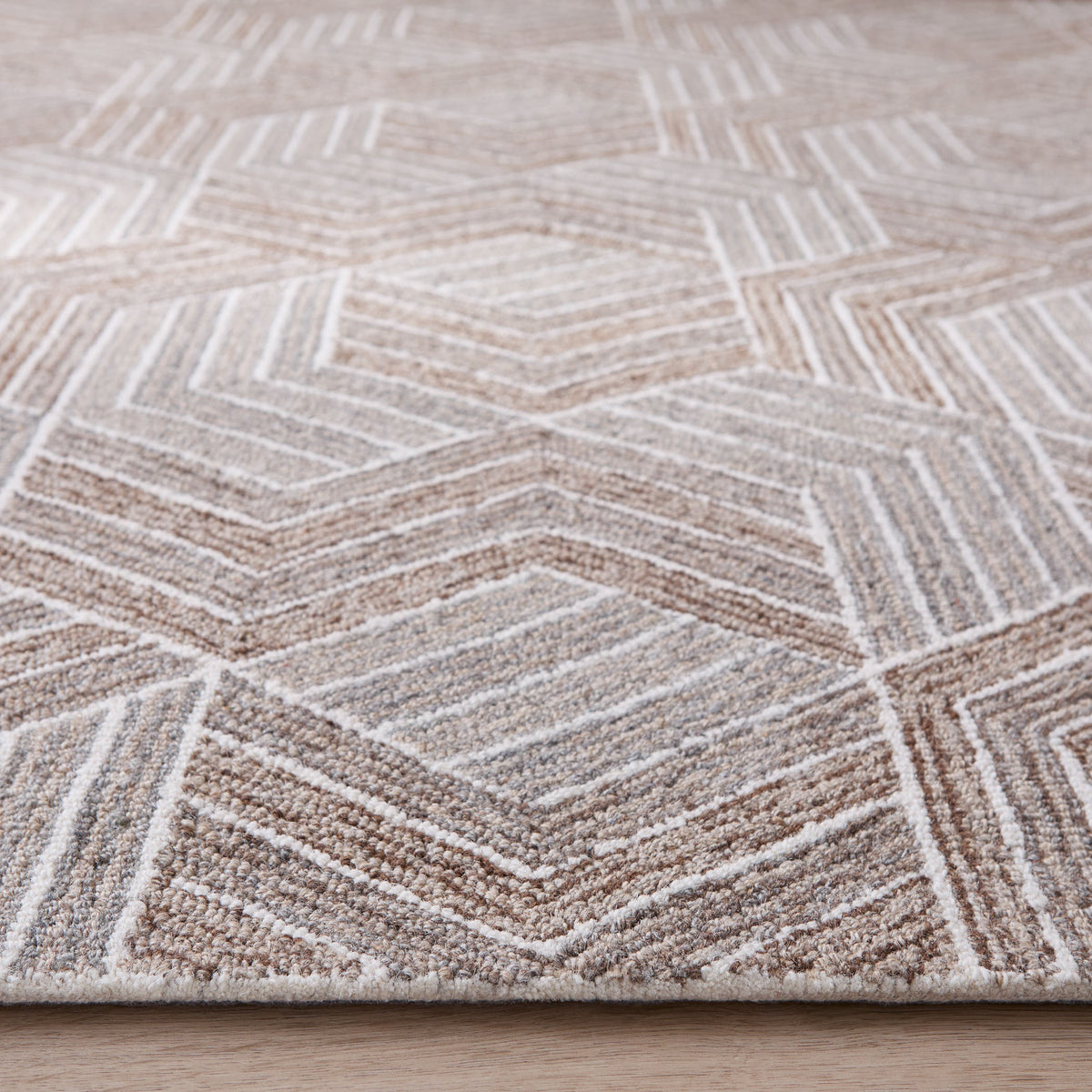 lavin sachin n2005 brown rug