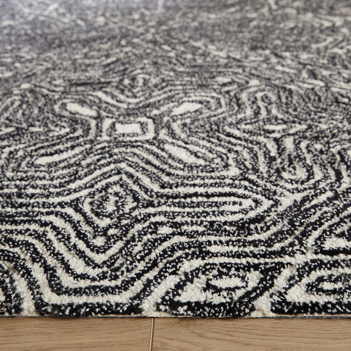 lavin mitra n5038 black rug