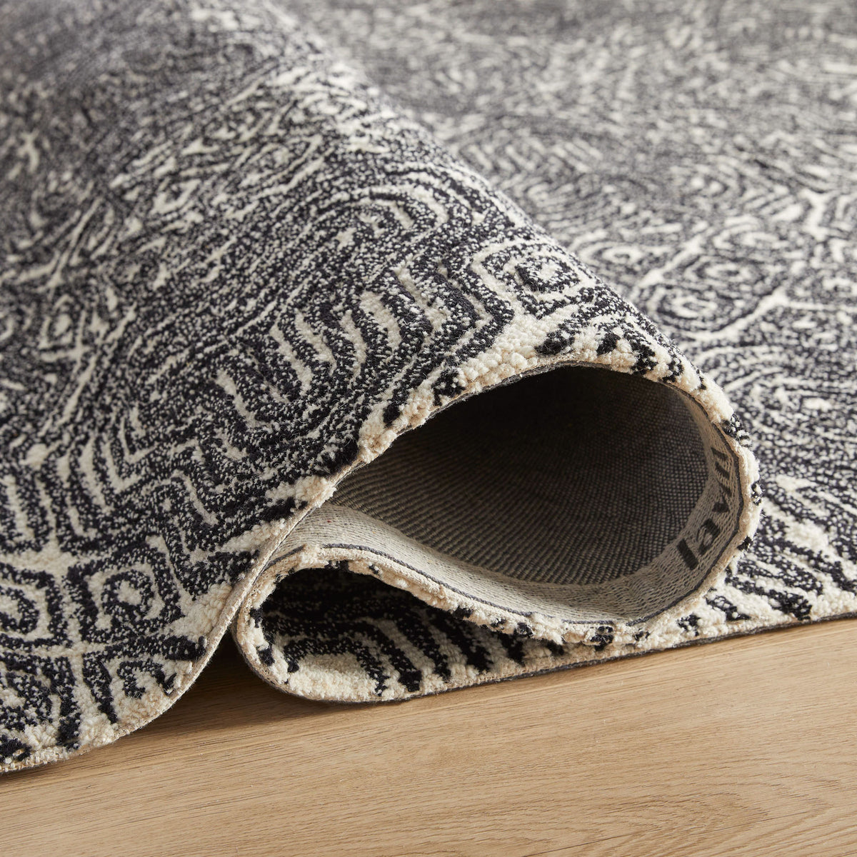 lavin mitra n5038 black rug