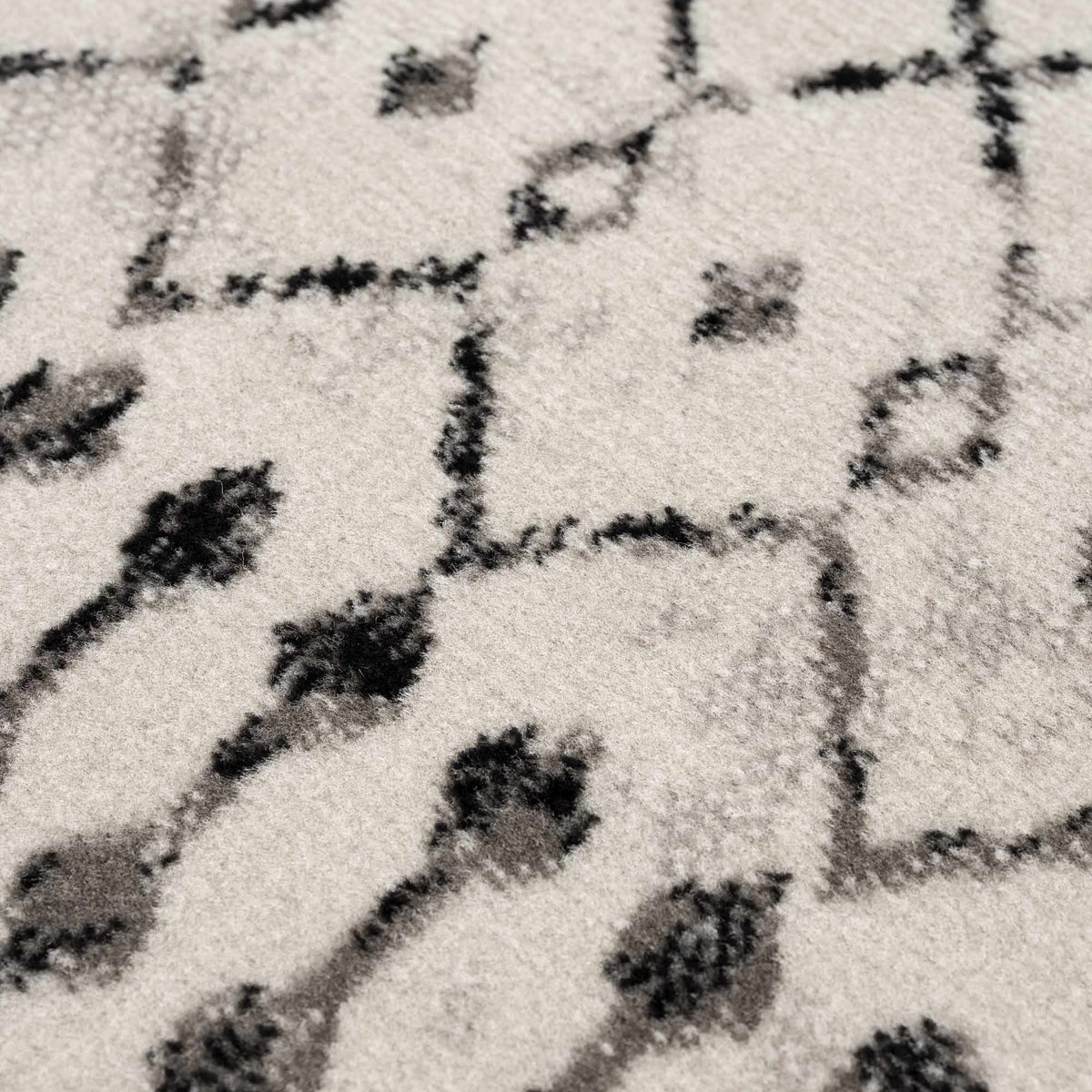 Hauteloom Cowplain COWPL Black Machine Made Polypropylene Rug