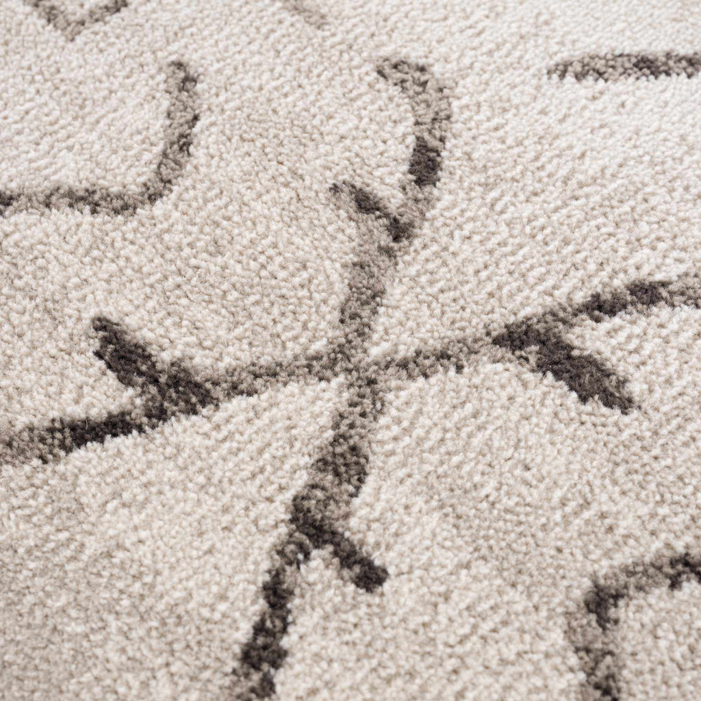 Hauteloom Azzan HPTKAZZANA1 Cream Machine Made Polypropylene Rug