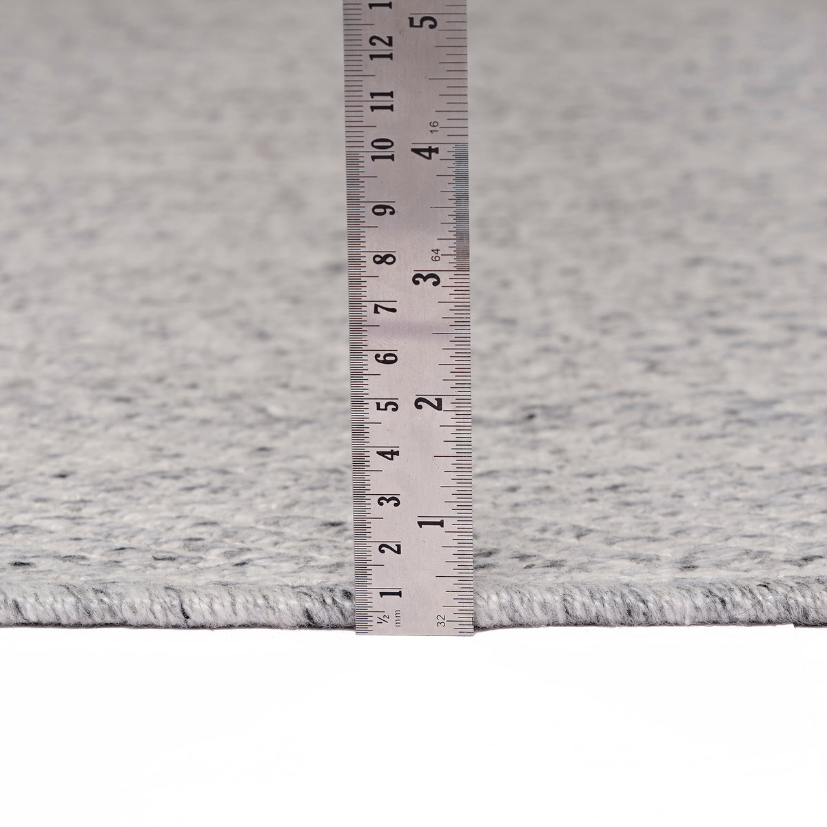 dalyn provo pv2 silver rug