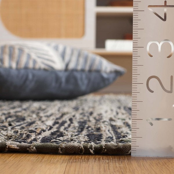 safavieh clearance rag rug rar301y dark green rug