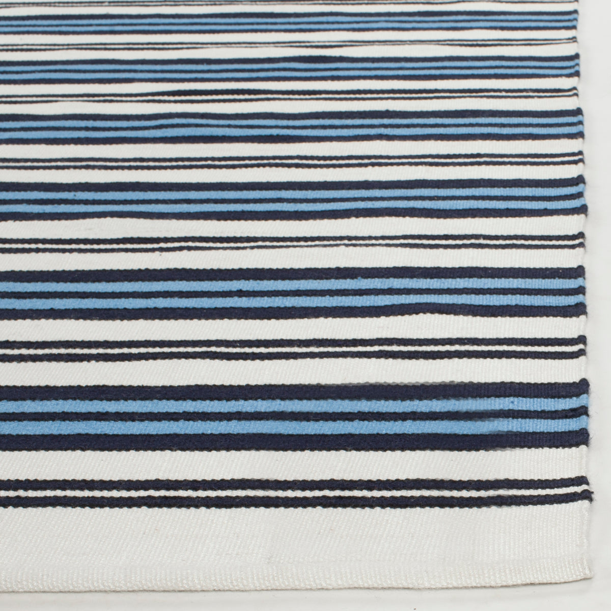 safavieh clearance ralph lauren rlr2462b terry white french blue rug