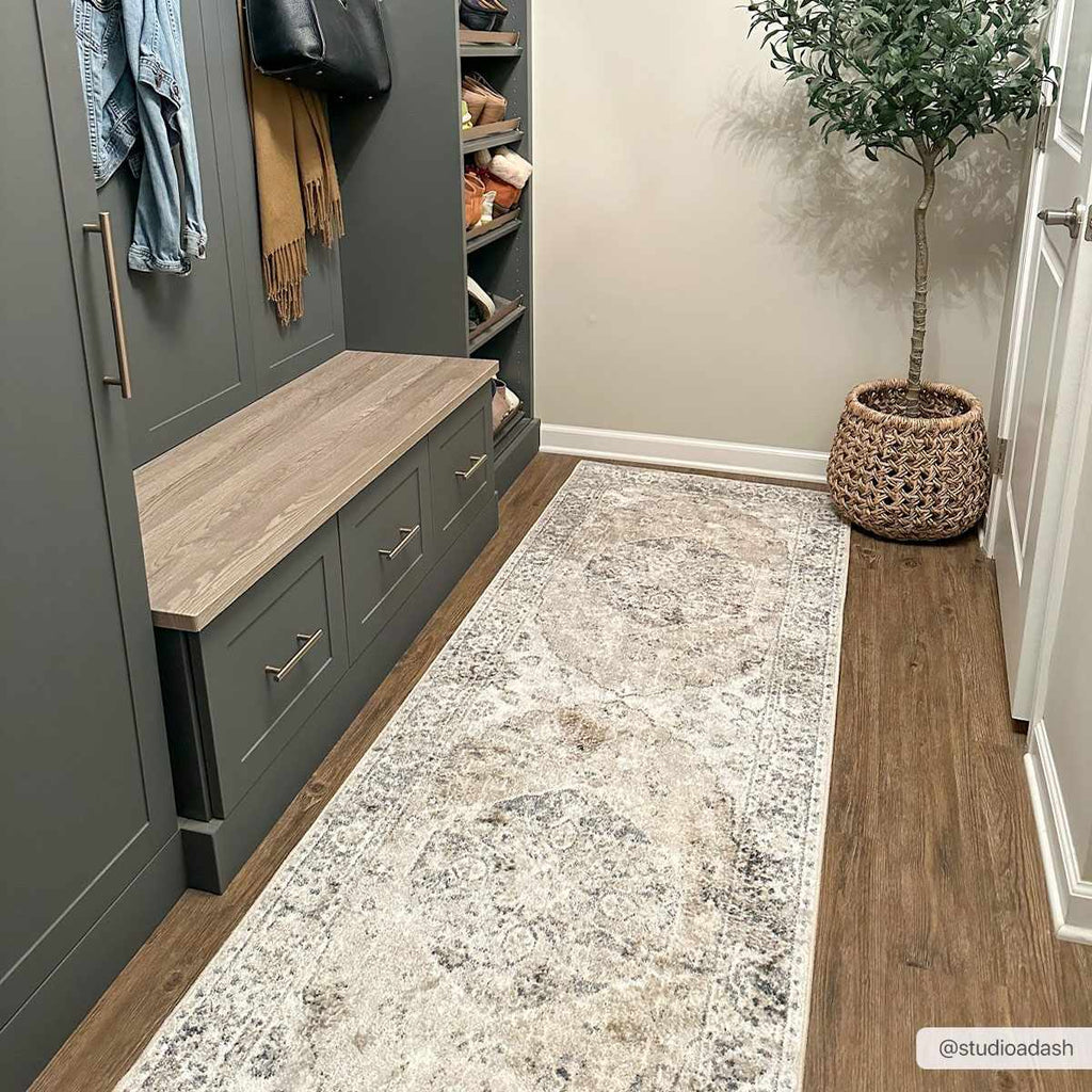 Hauteloom Rudo SLLIRUDOAA1 Light Brown Machine Made Polyester Rug