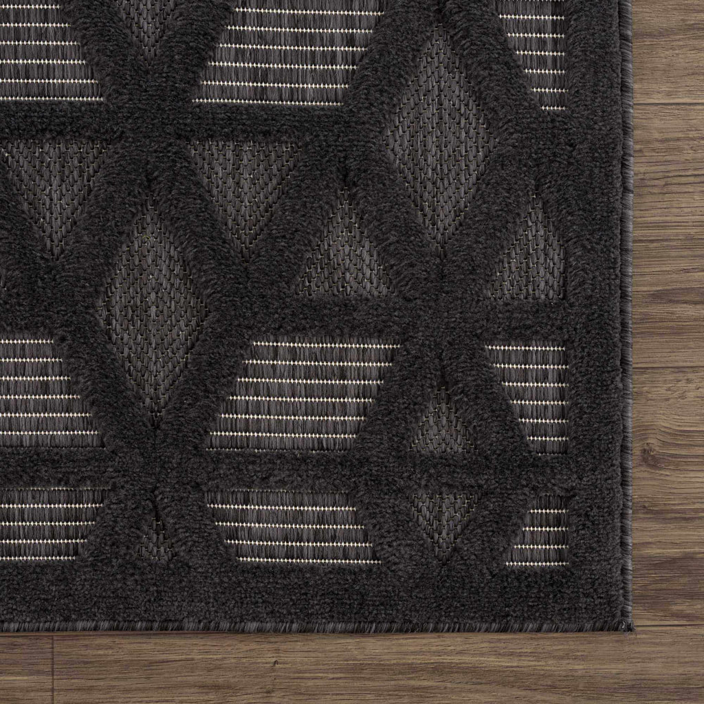 Hauteloom Nuri SSAMNURICA1 Black Machine Made Polypropylene Rug