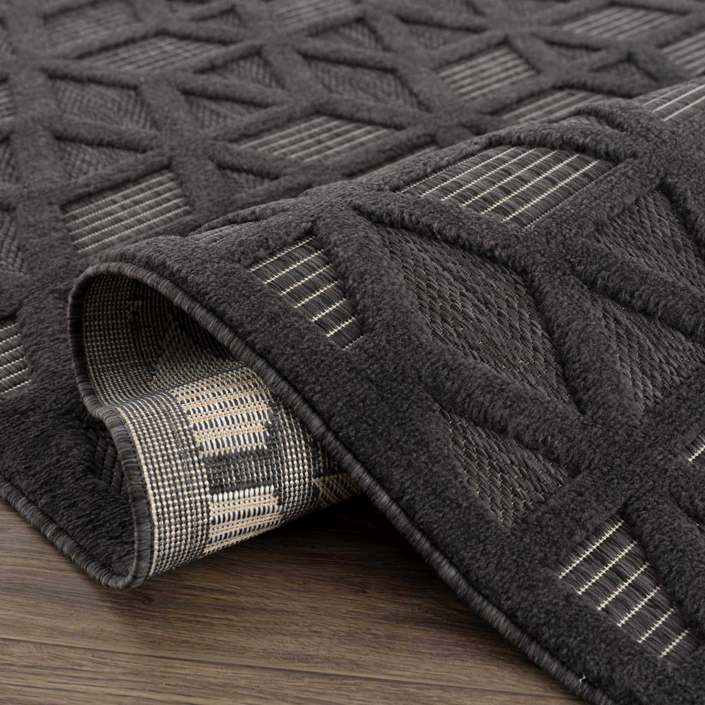 Hauteloom Nuri SSAMNURICA1 Black Machine Made Polypropylene Rug