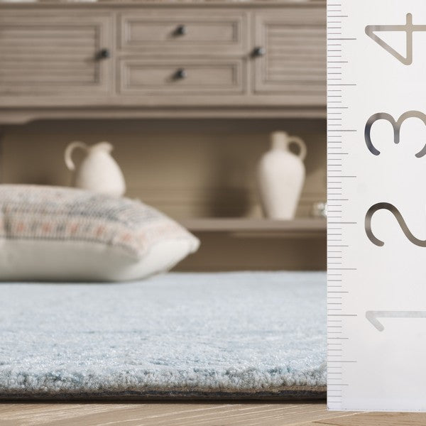 safavieh clearance soho soh180l light blue rug