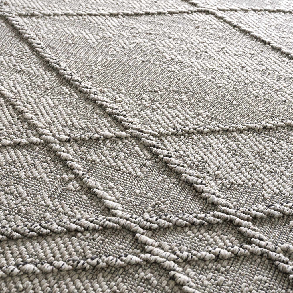 Hauteloom Limited Edition HSSOBAQERA2 Taupe Machine Made Polypropylene Rug