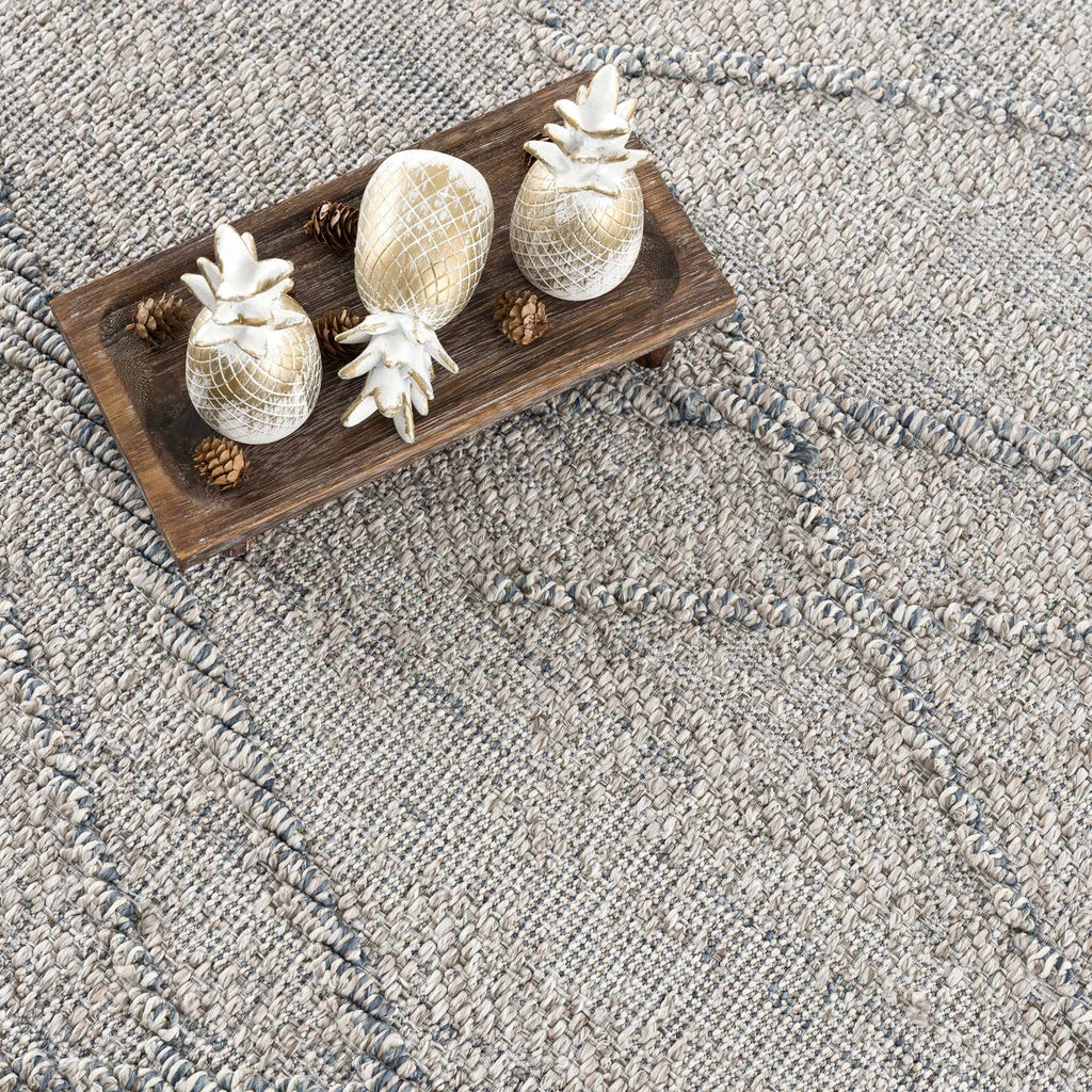Hauteloom Baqer HSSOBAQERA3 Taupe Machine Made Polypropylene Rug