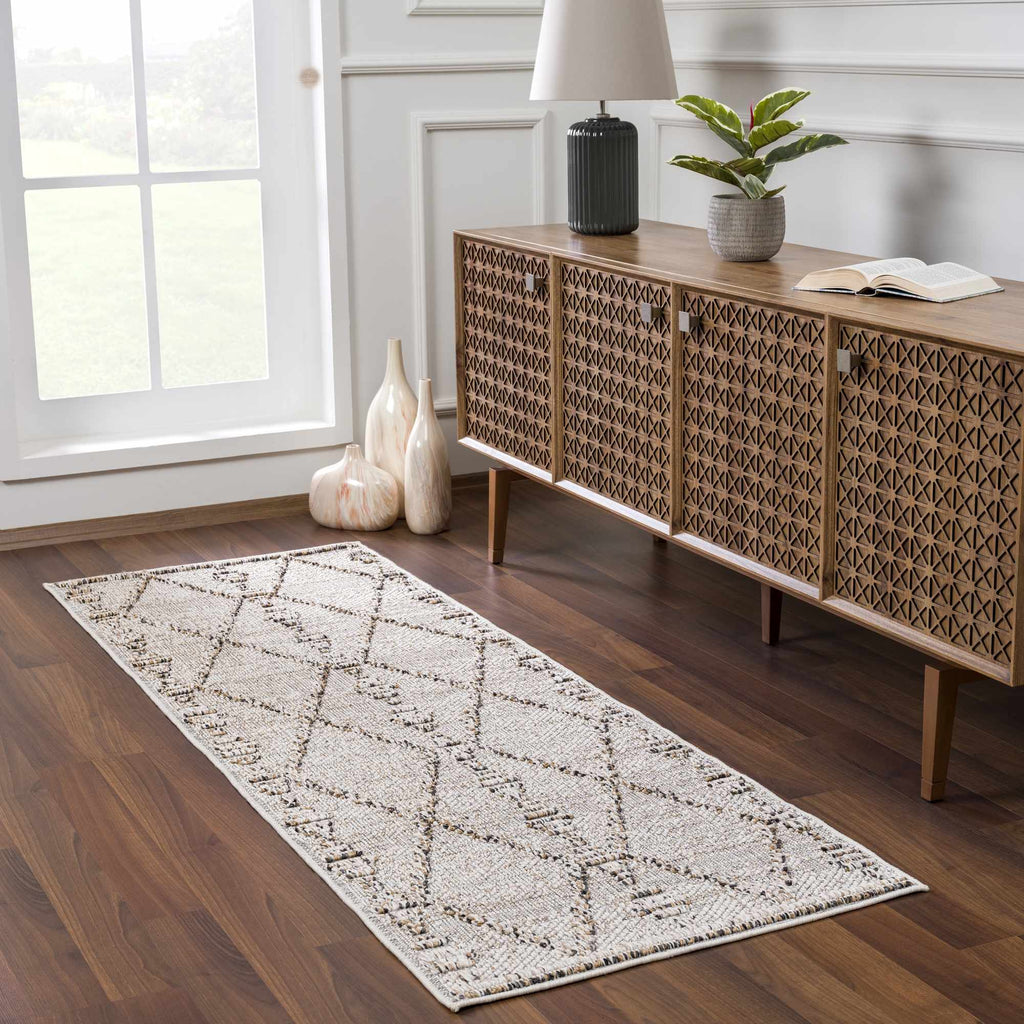 Hauteloom Nyla HSSONYLA8A1 Beige Machine Made Polypropylene Rug