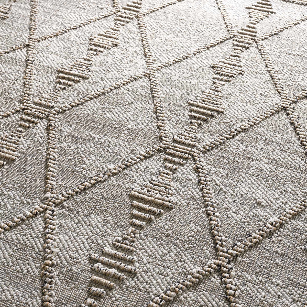 Hauteloom Nyla HSSONYLA8A2 Tan Machine Made Polypropylene Rug