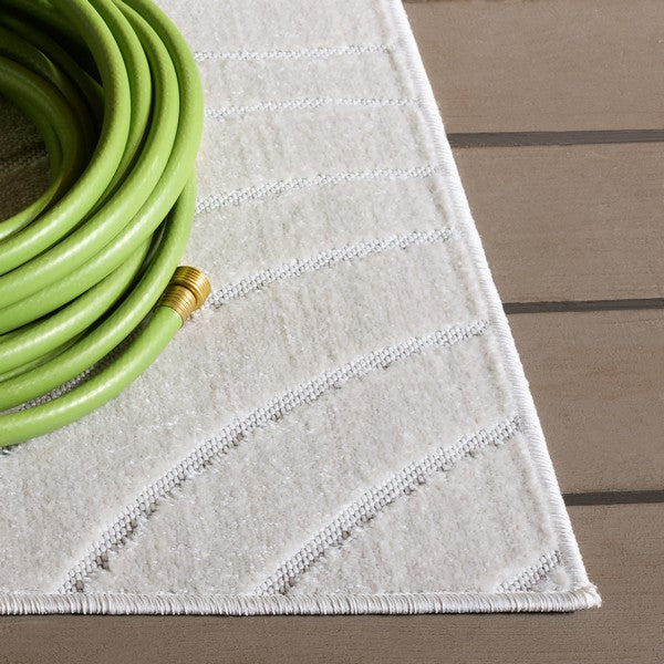Safavieh Clearance Stella STA144B Beige Rug