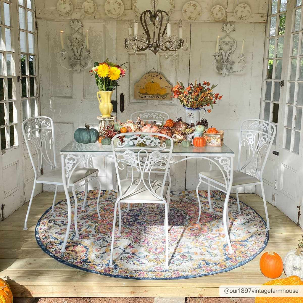 Hauteloom Simsbury SIM Light Gray Machine Made Polypropylene Rug