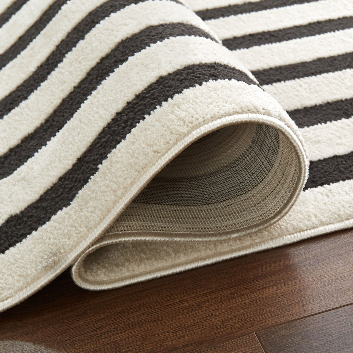 lavin optika t9016 black rug