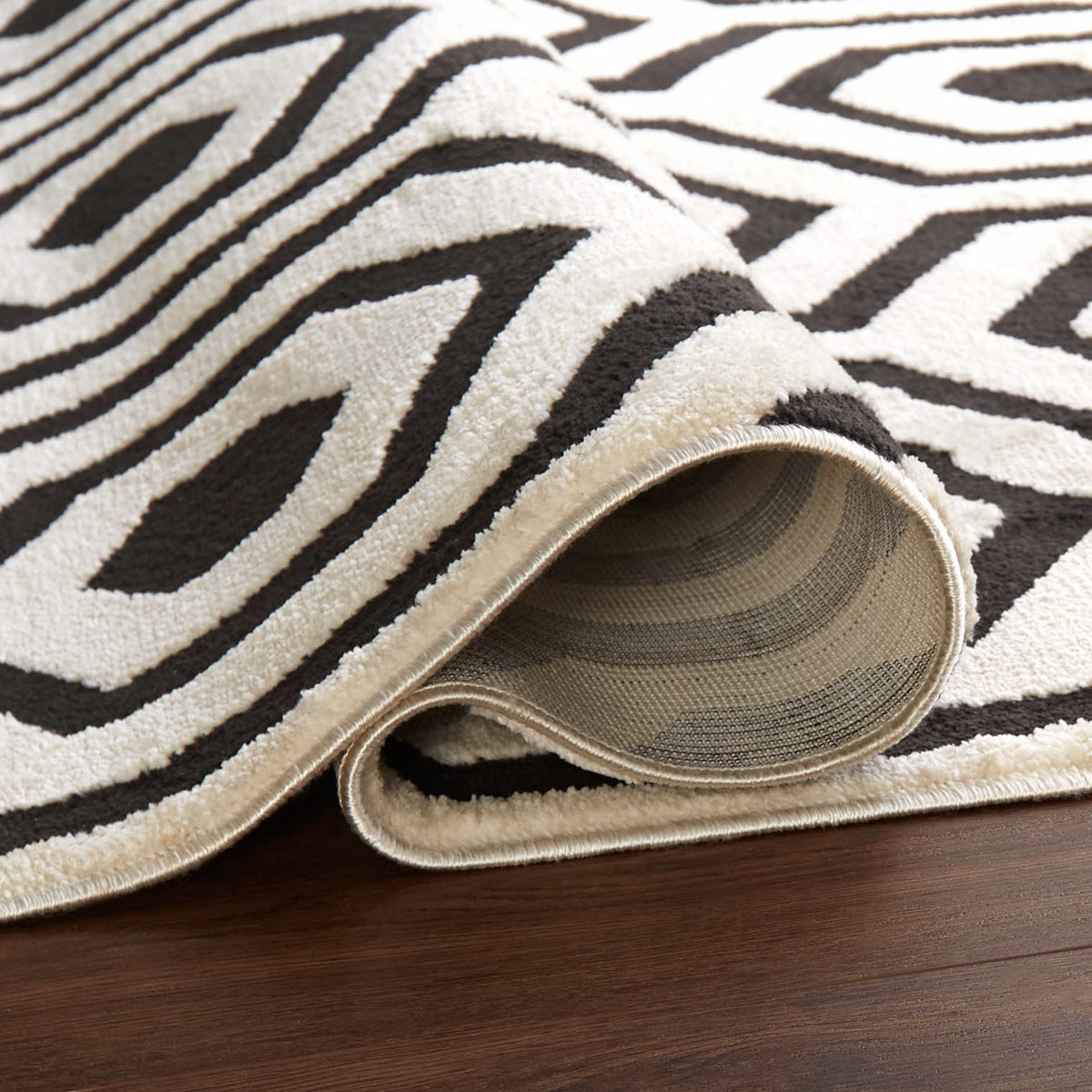 lavin optika t9022 black rug