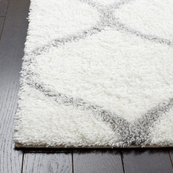 safavieh clearance tahoe shag tho677c white rug