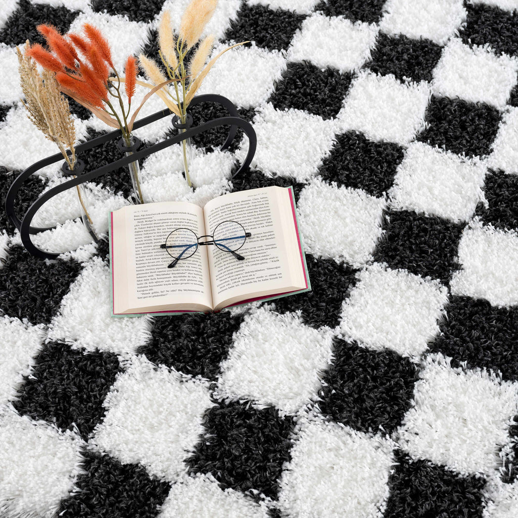 Hauteloom Atira ATIR White Machine Made Polypropylene Rug