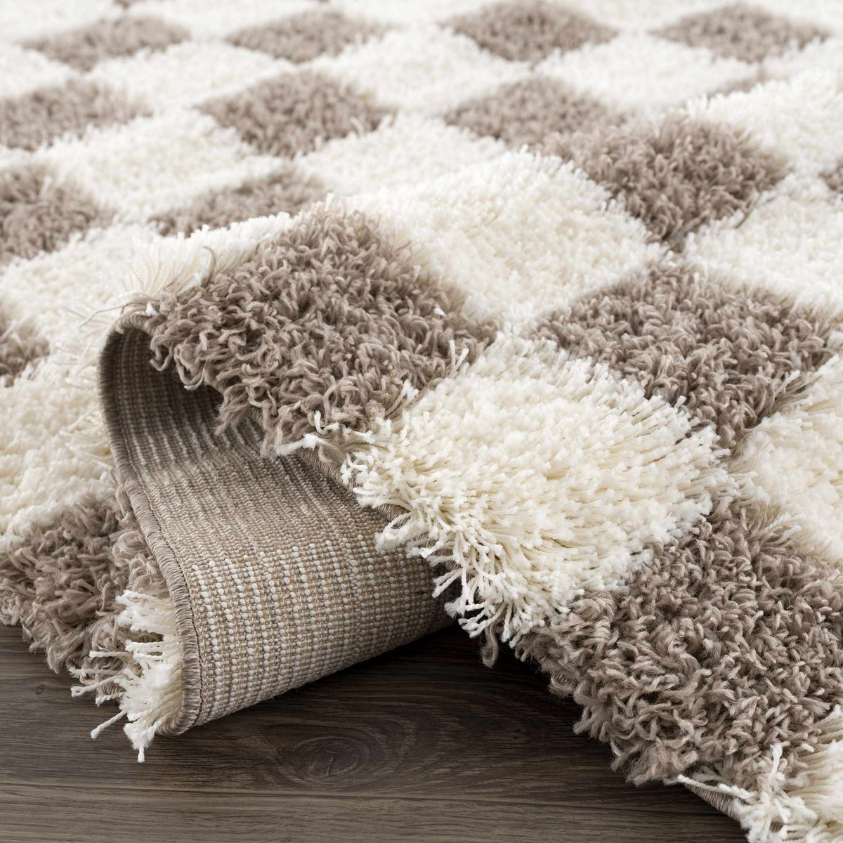 Hauteloom Atira SUSGATIRBA3 Cream Machine Made Polypropylene Rug
