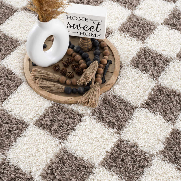 Hauteloom Atira SUSGATIRBA3 Cream Machine Made Polypropylene Rug
