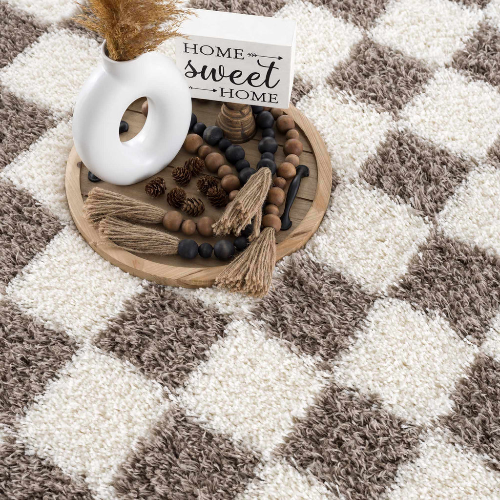 Hauteloom Atira SUSGATIRBA3 Cream Machine Made Polypropylene Rug