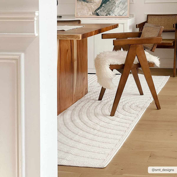 Hauteloom Deron SLYBDERONA1 White Machine Made Polypropylene Rug