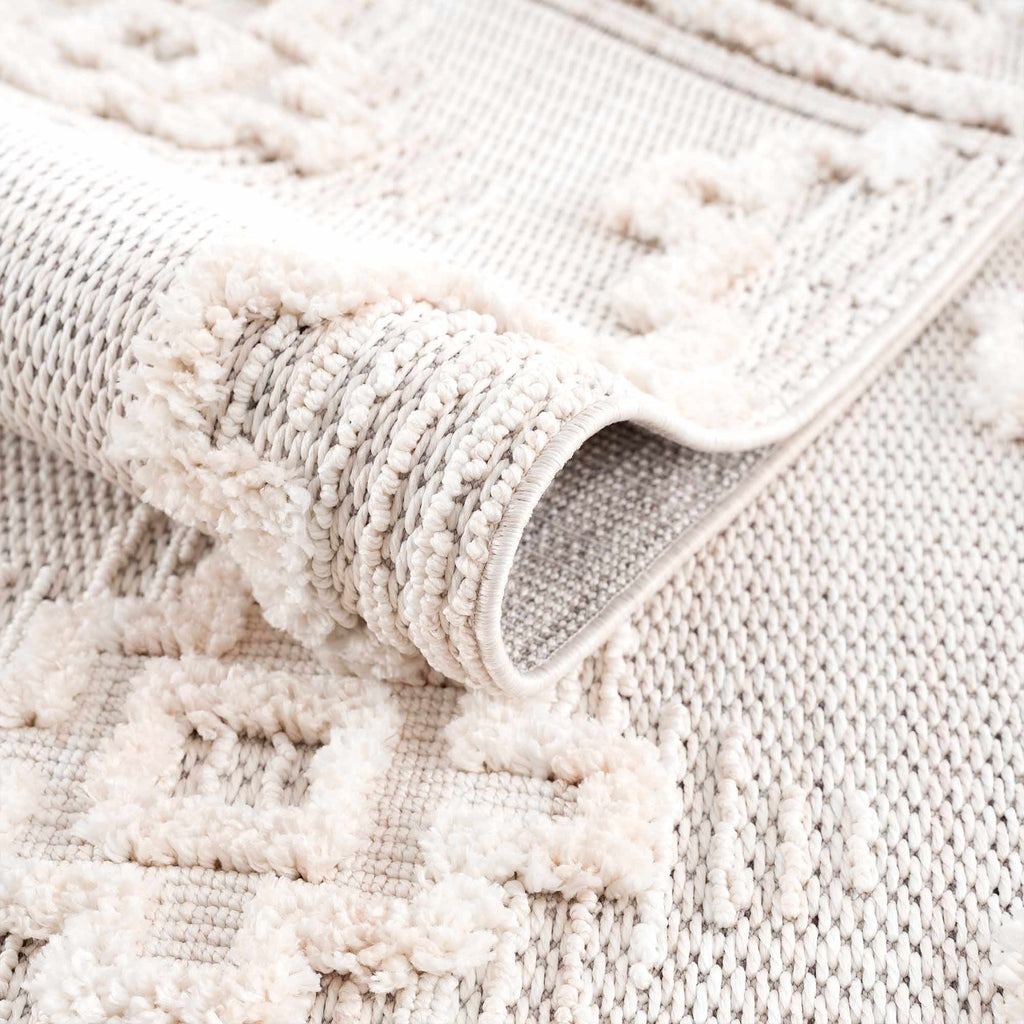Hauteloom Rosales RSLS Cream Machine Made Polyester Rug