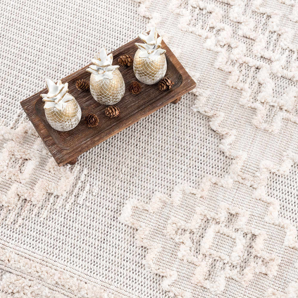 Hauteloom Rosales RSLS Cream Machine Made Polyester Rug