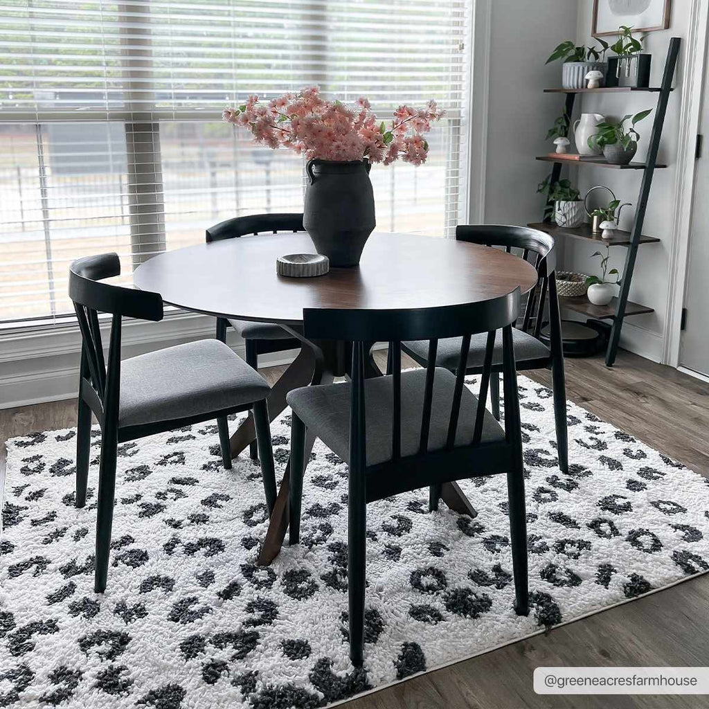 Hauteloom Zhen SBMMZHEN8A1 White Machine Made Polyester Rug
