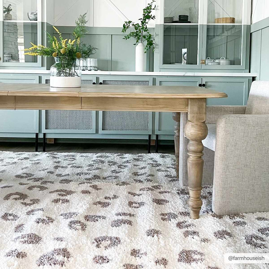 Hauteloom Zhen SBMMZHEN8A2 White Machine Made Polyester Rug