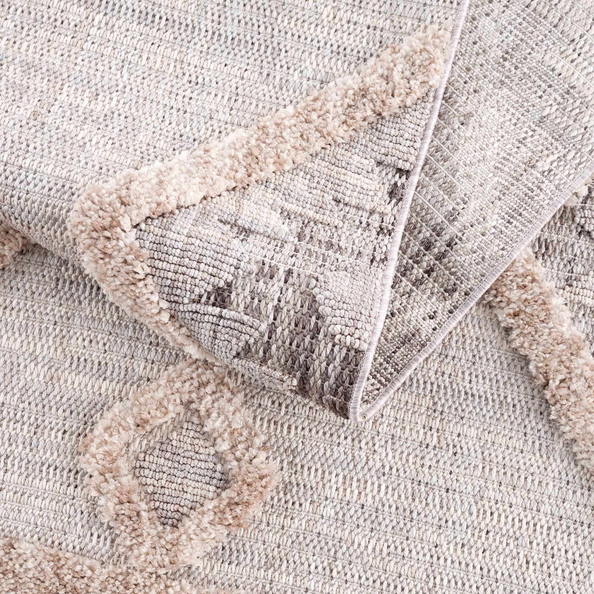 Hauteloom Serkomen HZRZSERKOA1 Gray Machine Made Polyester Rug