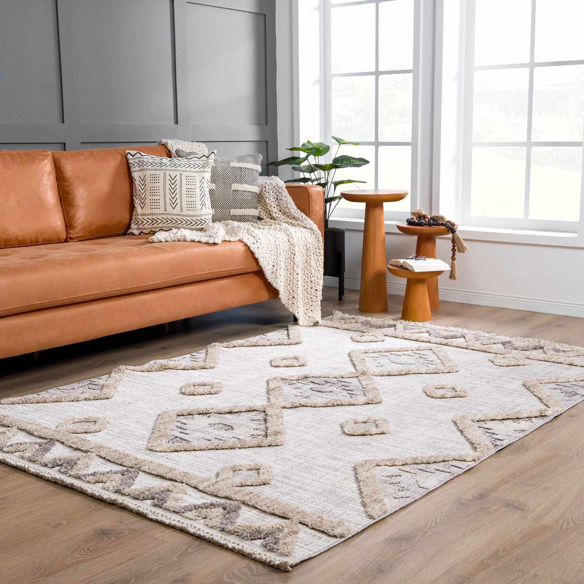 Hauteloom Serkomen HZRZSERKOA1 Gray Machine Made Polyester Rug