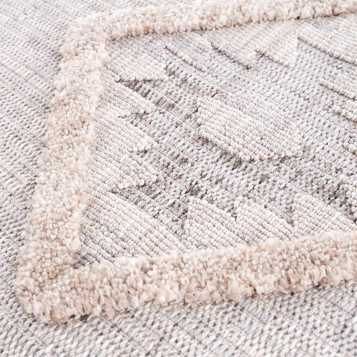 Hauteloom Serkomen HZRZSERKOA1 Gray Machine Made Polyester Rug