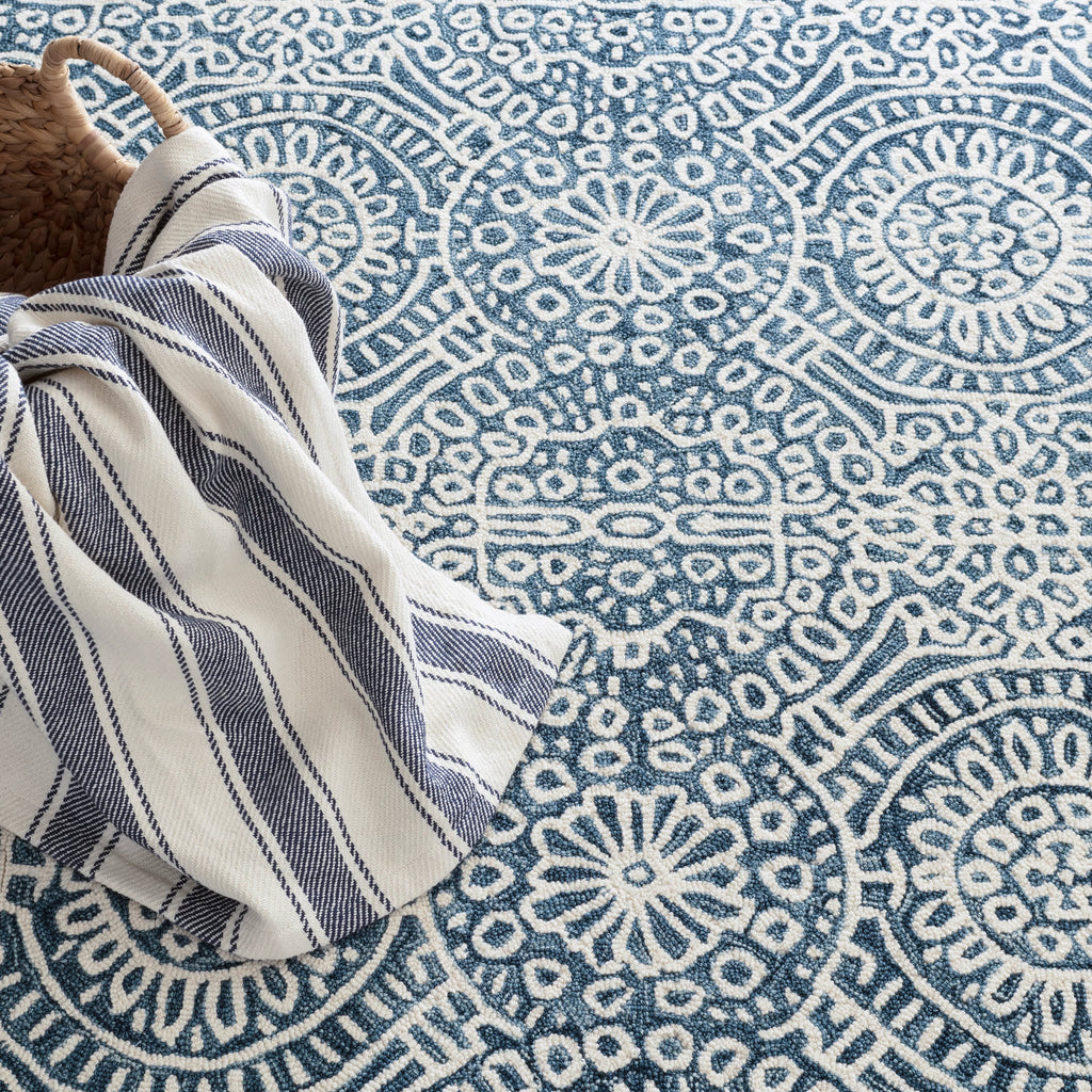 dash albert temple da503 ink rug