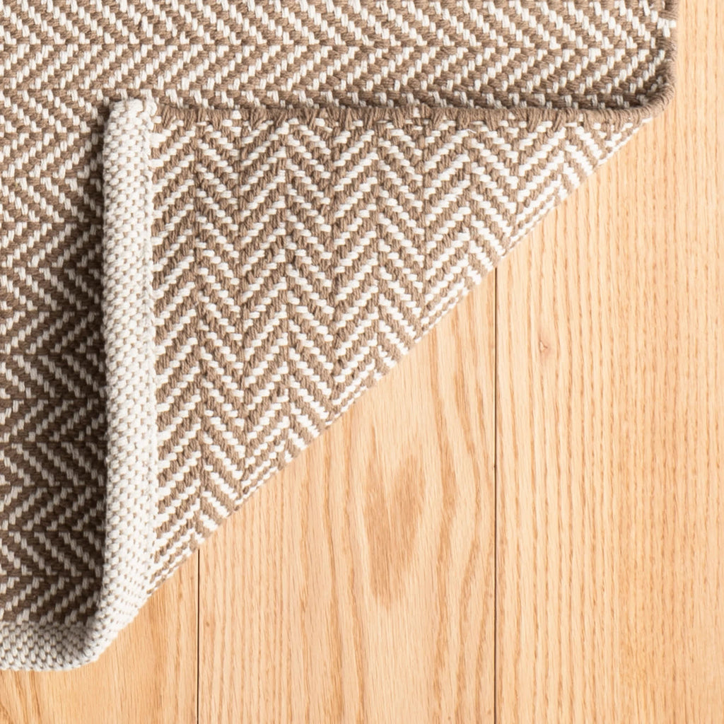 dash albert herringbone rda359 stone rug