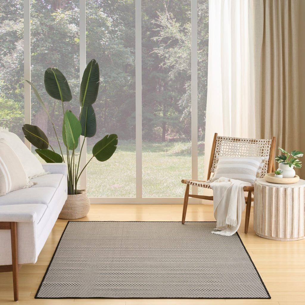 nourison courtyard cou01 black white rug