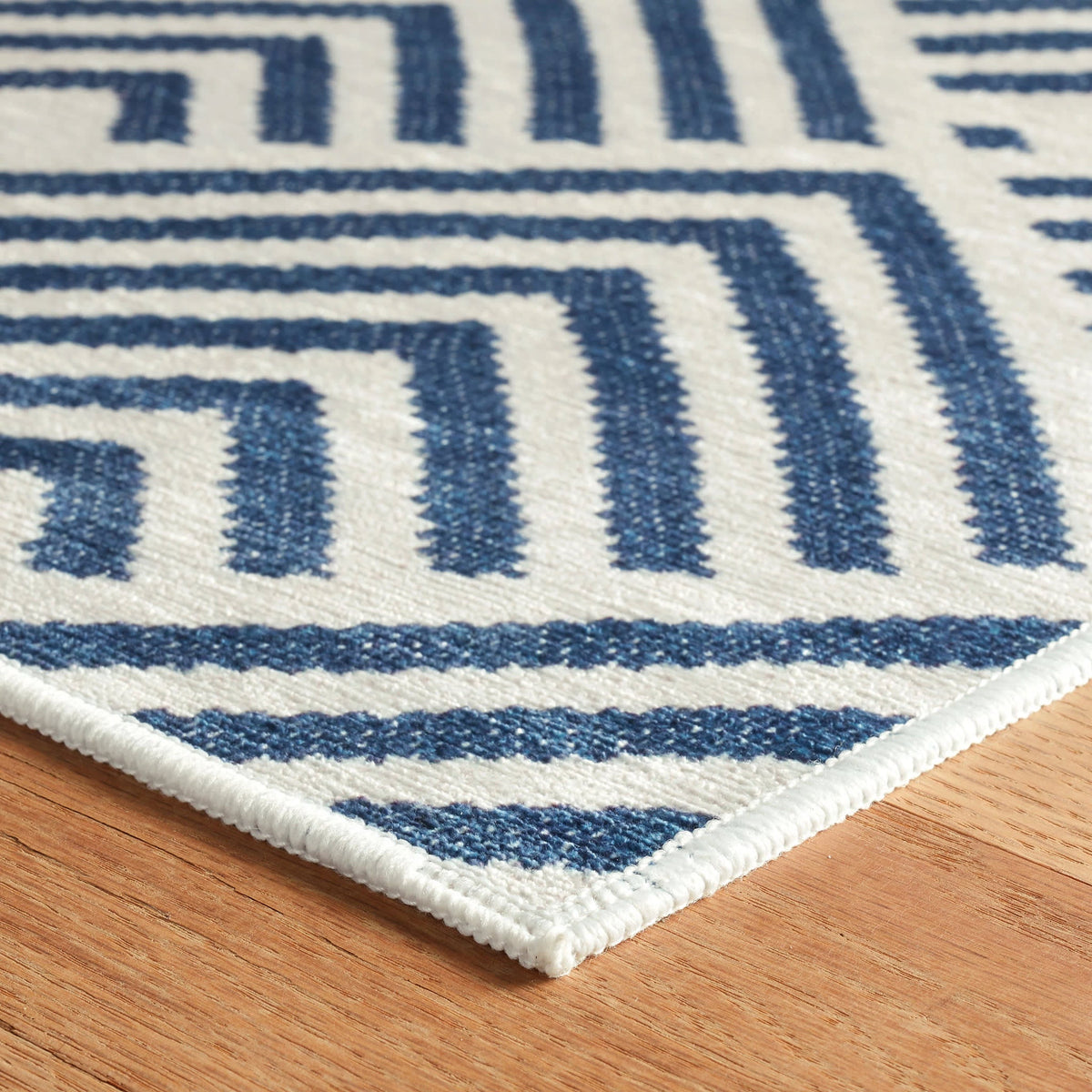 dash albert cleo da2168 navy rug