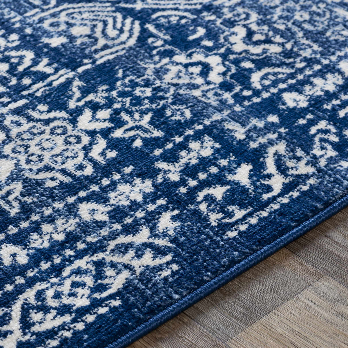 Hauteloom Baldivis BALDI White Machine Made Polypropylene Rug