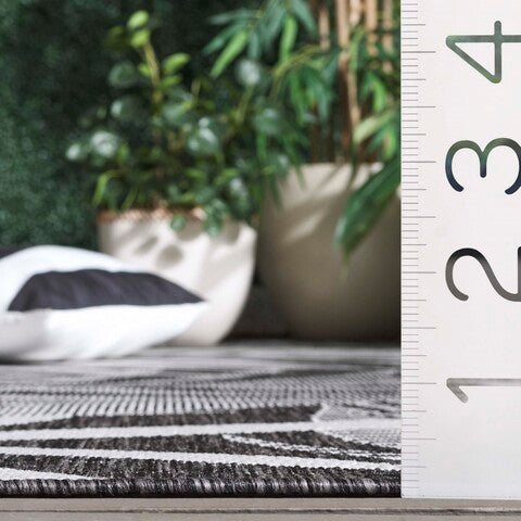 safavieh clearance beach house bhs294h charcoal rug