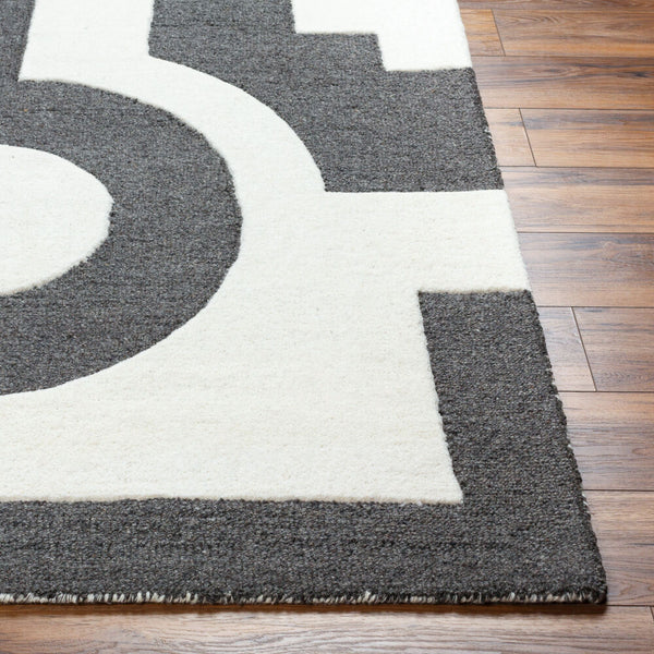 livabliss brook bko 2303 white rug