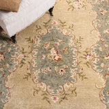 Safavieh Clearance Bergama BRG166A Ivory Rug
