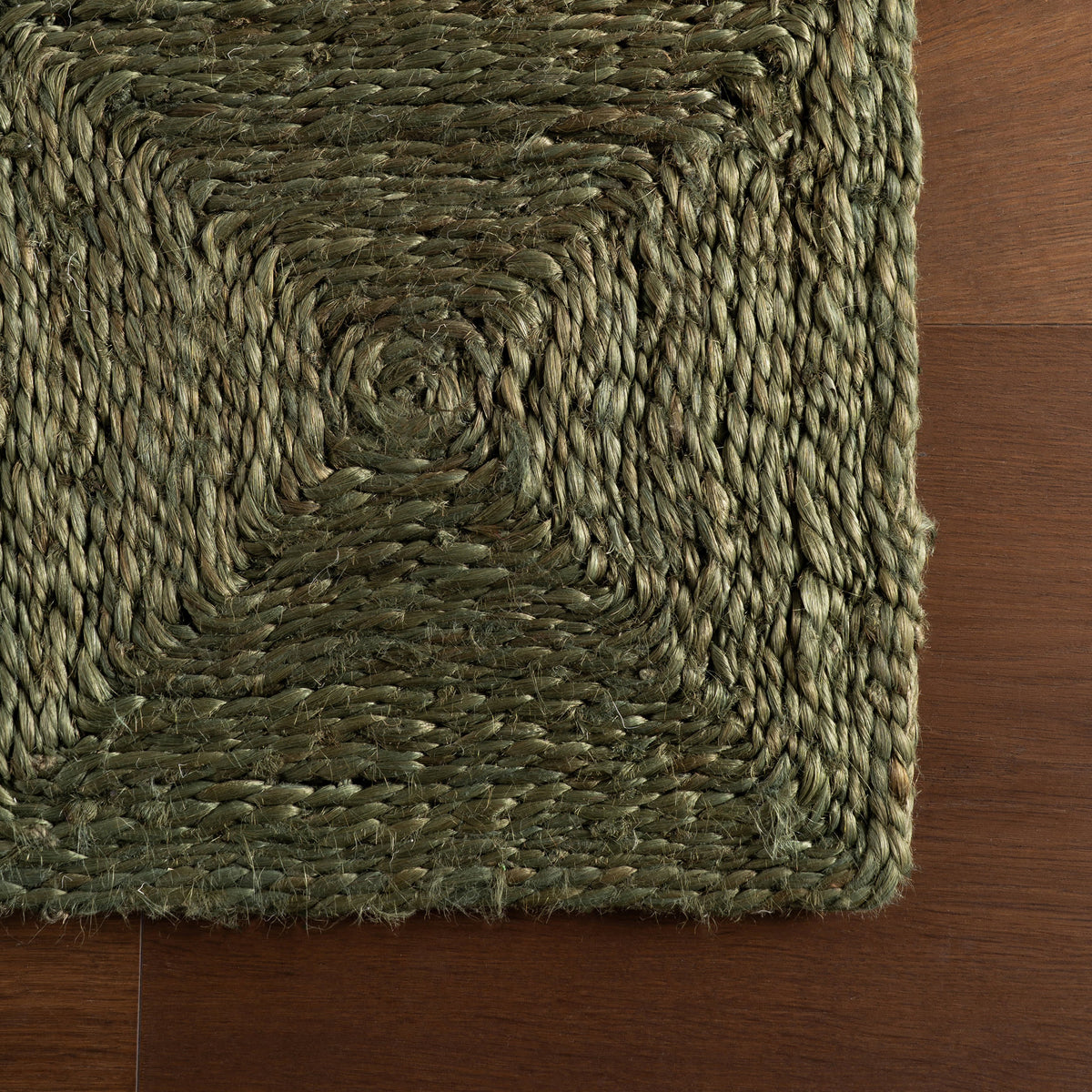 dash albert haven hurst da2447 green braided jute rug