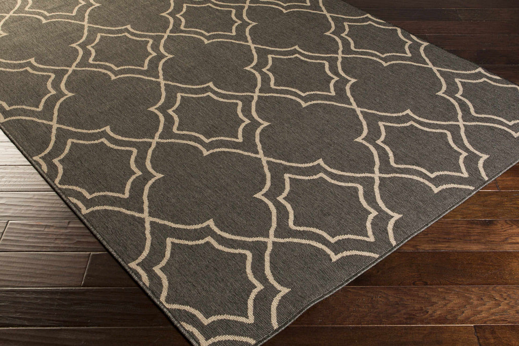 Hauteloom Chertsey CHE Black Machine Made Olefin Rug