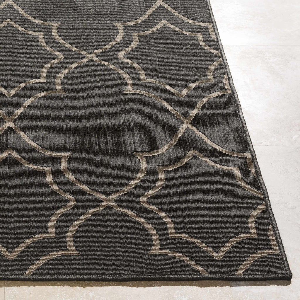 Hauteloom Chertsey CHE Black Machine Made Olefin Rug
