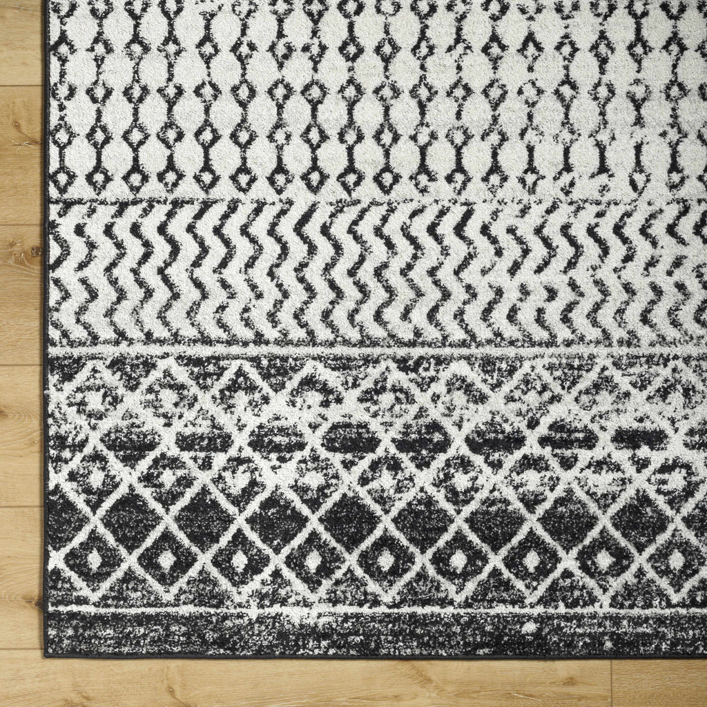 Hauteloom Constantinople CON Black Machine Made Polypropylene Rug