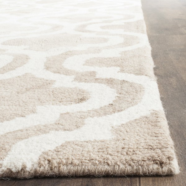 safavieh clearance dip dye ddy537g beige rug