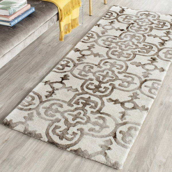 safavieh clearance dip dyes ddy711f ivory rug