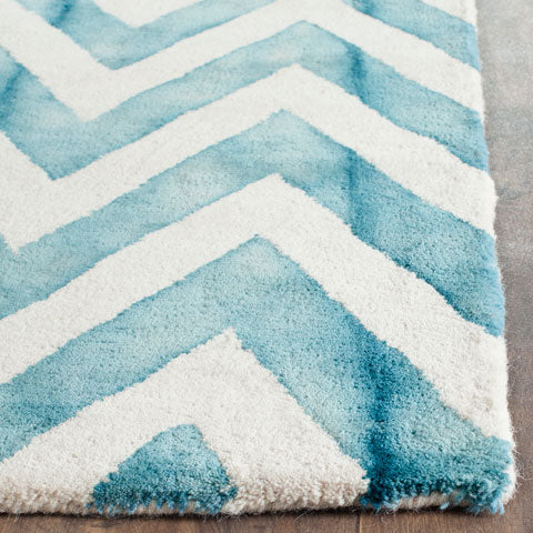 safavieh clearance dip dyes ddy715h ivory rug