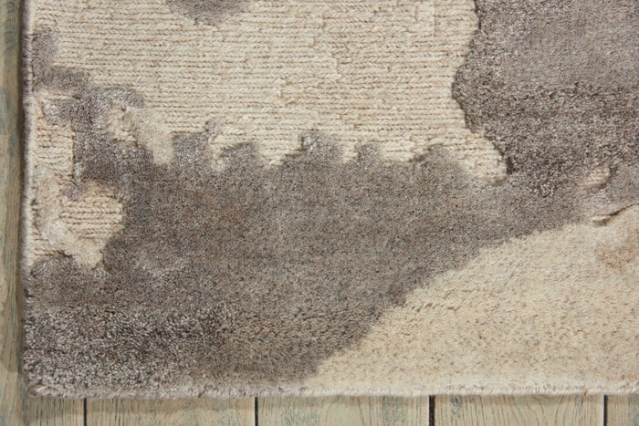 Nourison Divine DiV05 Ash Rug